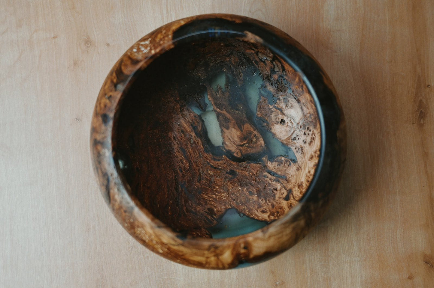 Handmade Oak Epoxy Exclusive - Deep Blue Design by Timberflow